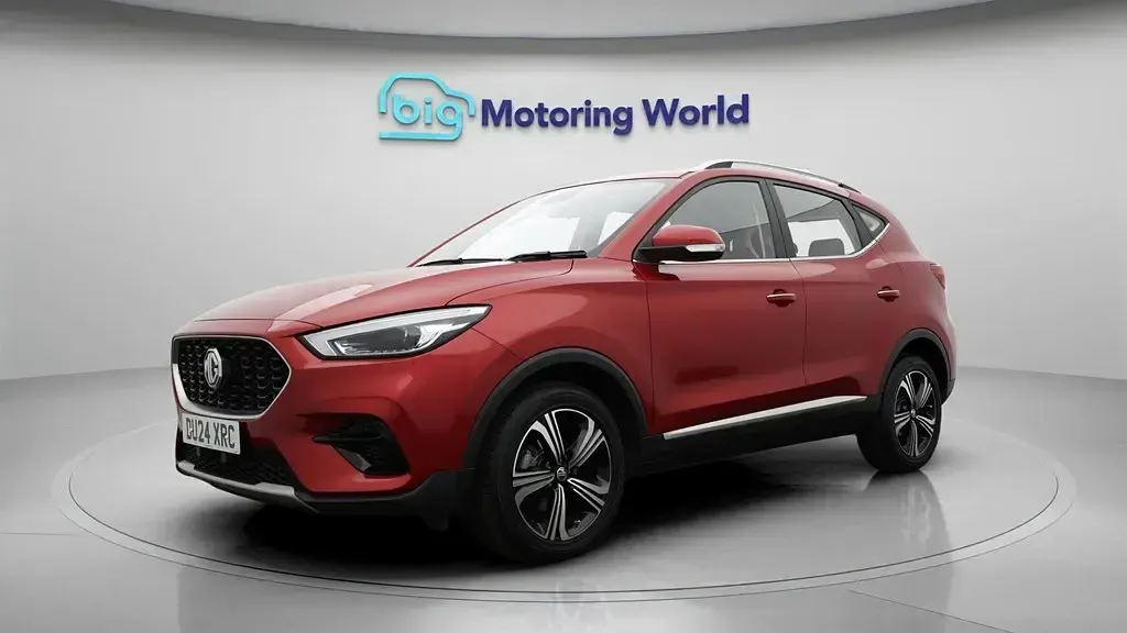 Używany MG ZS 2024 Czerwony SUV