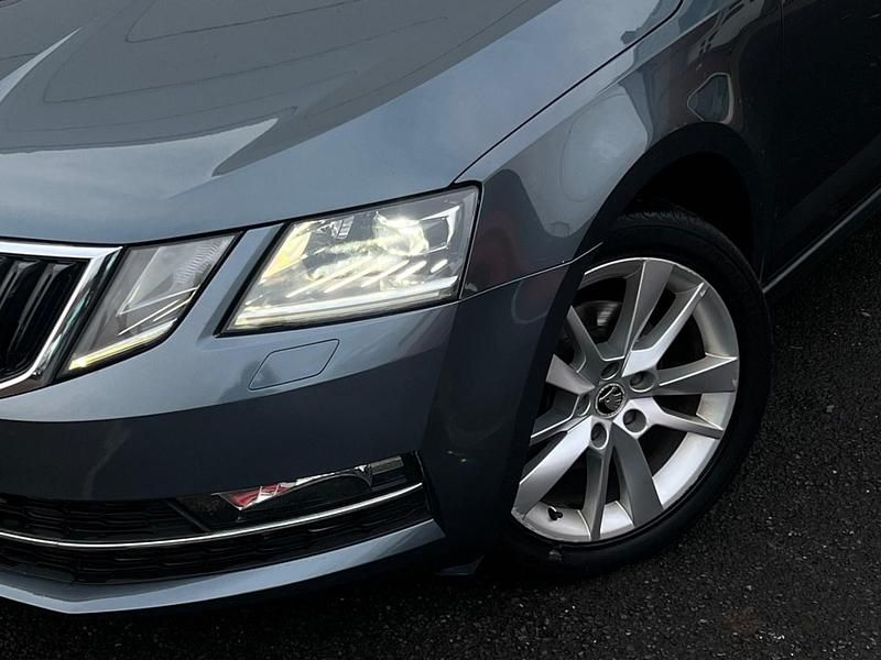 Używany Skoda Octavia SE L 150 KM (110 kW) 2019 Szary Hatchback