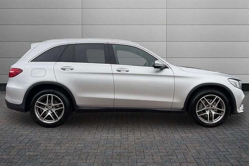 Used Mercedes GLC250 AMG line 204 HP (150 kW) 2018 Iridium silver Estate