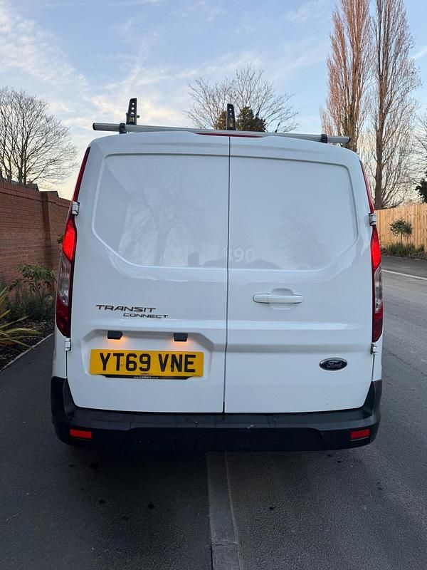 Used Ford Transit Connect Limited 120 HP (88 kW) 2019 White MPV