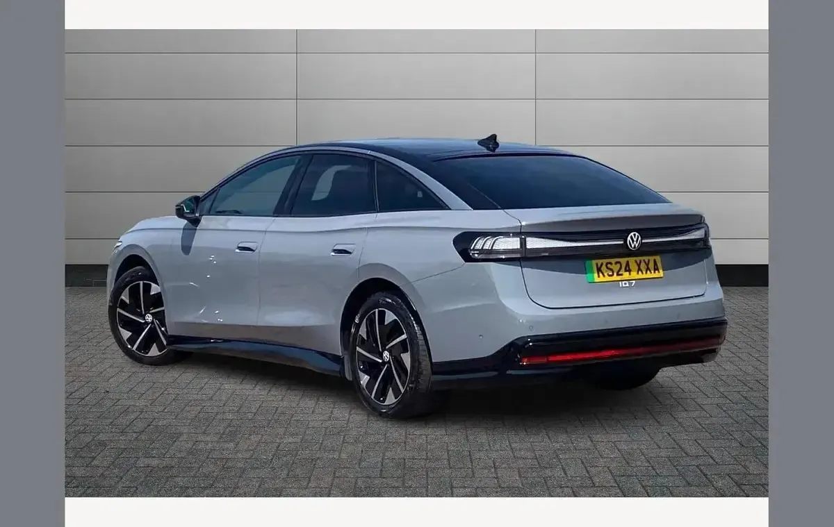 Used VW ID.7 Pro 206 kW (281 HP) 2024 Grey Hatchback
