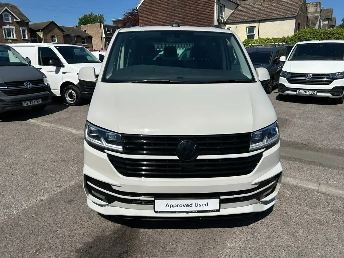 Używany VW Transporter Highline 2021 Szary Van