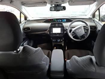 Used Toyota Prius Business Edition 122 HP (89 kW) 2020 Red Hatchback