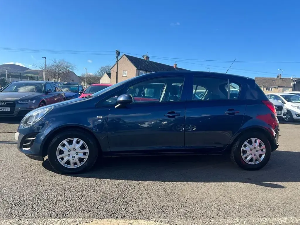 Używany Vauxhall Corsa S 85 KM (62 kW) 2014 Niebieski Hatchback