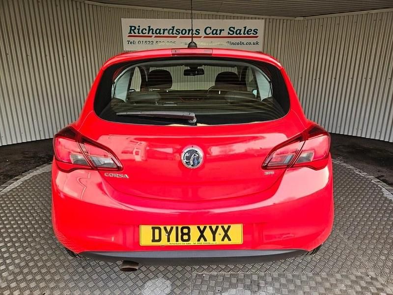 Used Vauxhall Corsa SRi 90 HP (66 kW) 2018 Red Hatchback