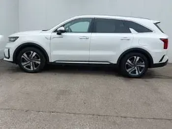 Used Kia Sorento 230 HP (169 kW) 2021 White SUV
