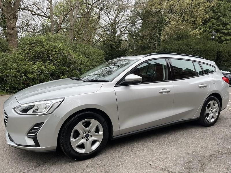 Używany Ford Focus Style 95 KM (69 kW) 2019 Srebrny Kombi