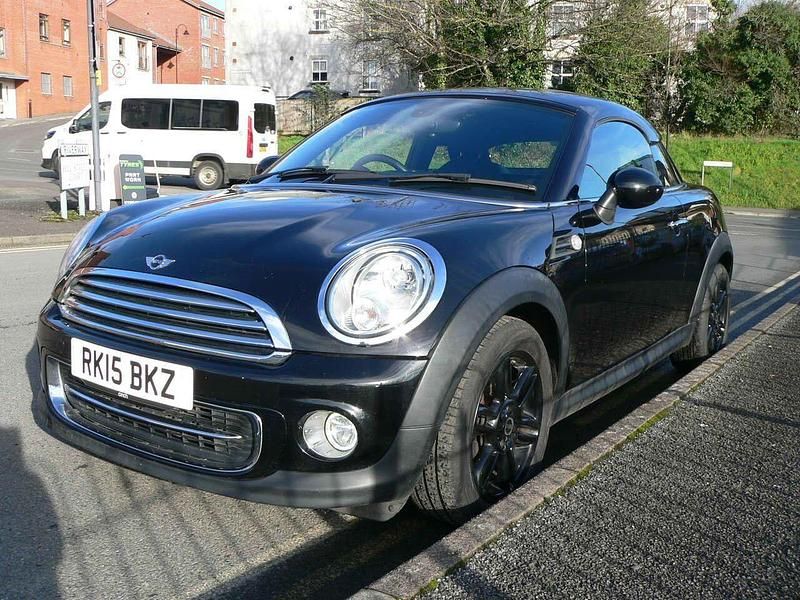 Usado Mini Cooper Coupé 2015 Negro Coupe