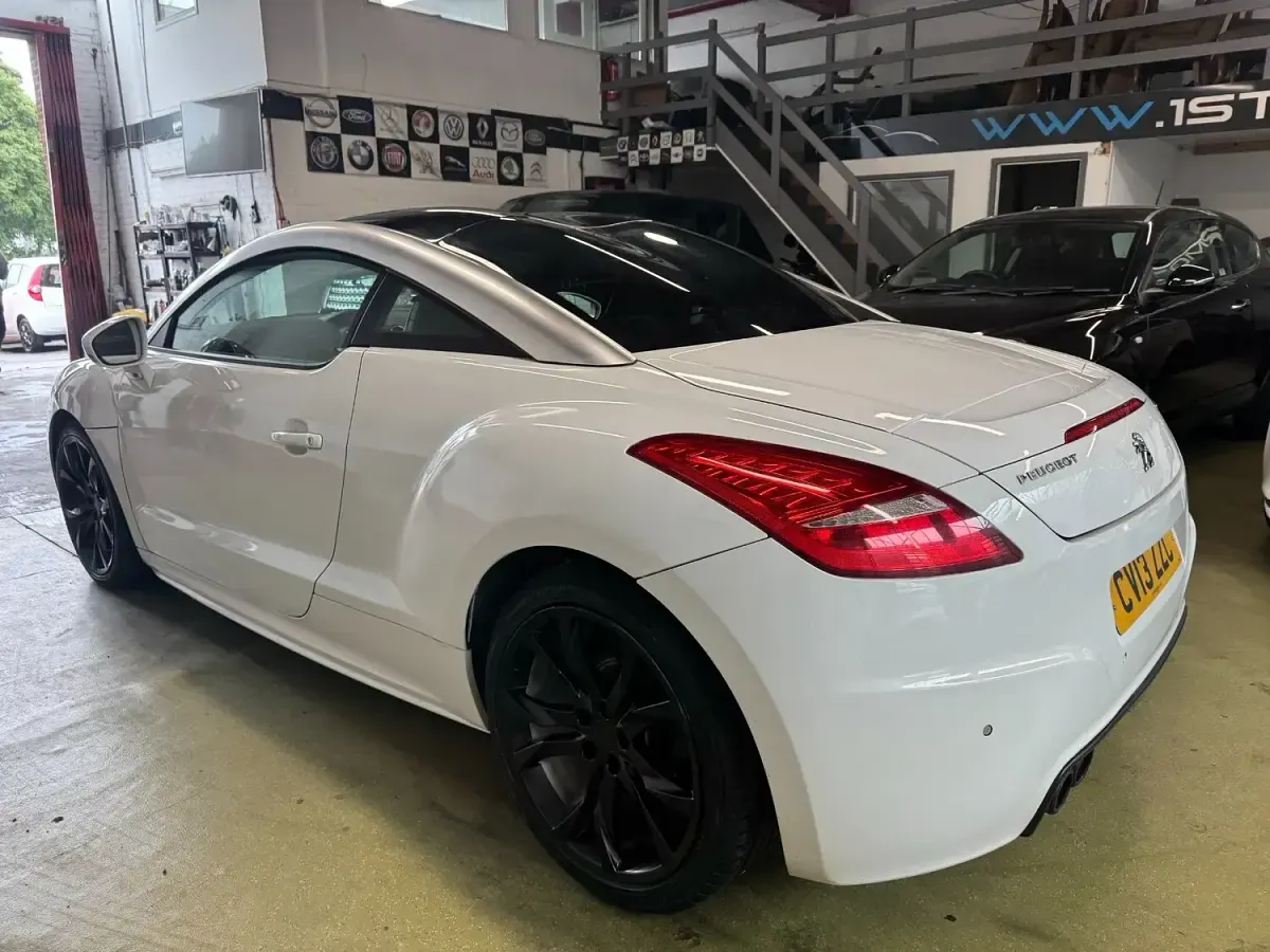 Used Peugeot RCZ GTi 163 HP (119 kW) 2013 White Coupe