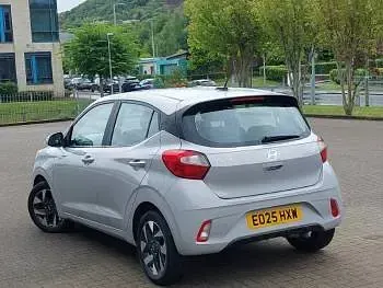 Used Hyundai i10 Advanced 63 HP (46 kW) 2025 Grey Hatchback