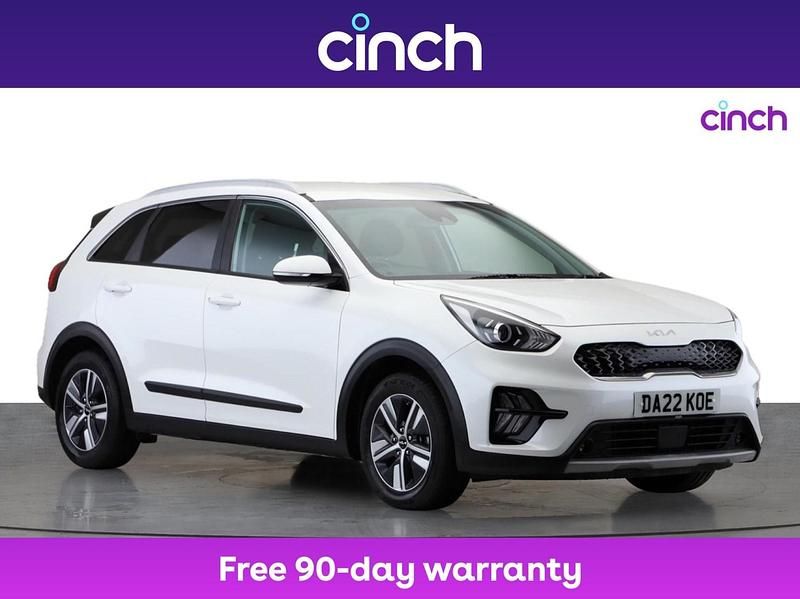 White Used 2022 Kia Niro 2 SUV | £15,699 (Fair price) - Image 1/3