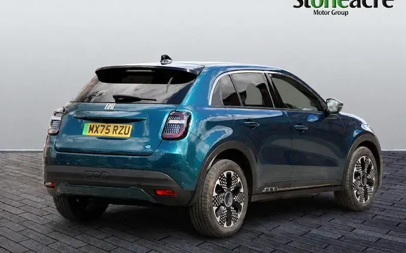 Used Fiat 600E La Prima 114 kW (156 HP) 2026 Hatchback