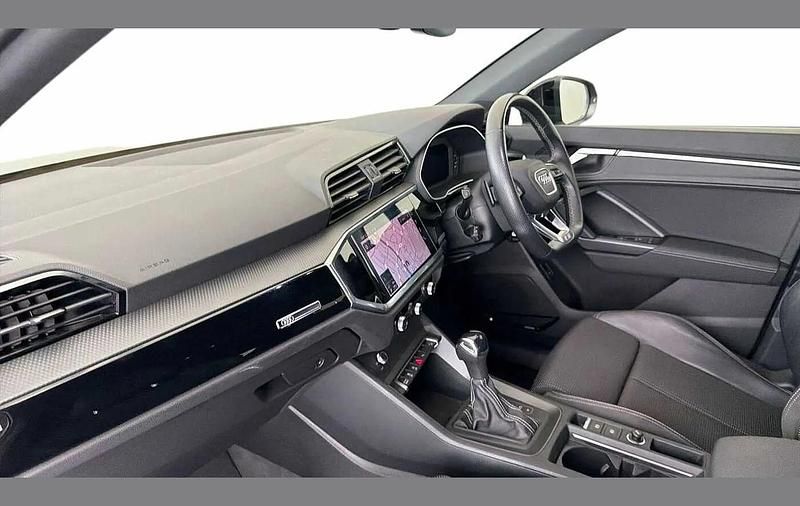 Used Audi Q3 Black Edition 150 HP (110 kW) 2022 Grey SUV