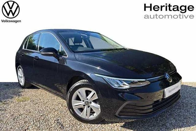 Used 2024 VW Golf VIII Life Hatchback | £21,250 (Super price) - Image 1/4