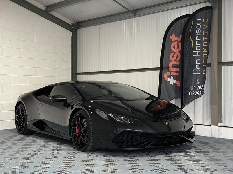 Black Used 2015 Lamborghini Huracán Coupe | £124,995 (A bit pricey) - Image 1/4