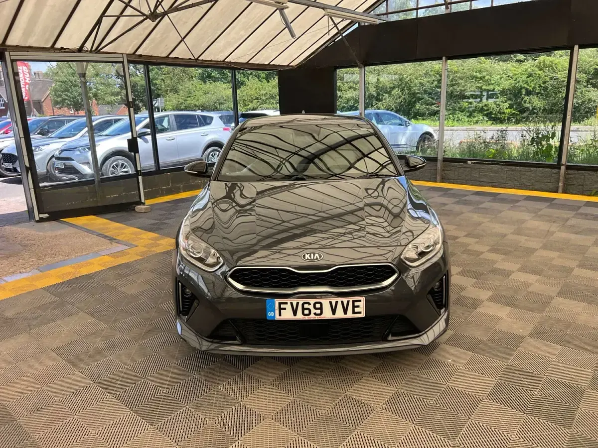 Used Kia ProCeed GT-Line 140 HP (102 kW) 2019 Grey Estate