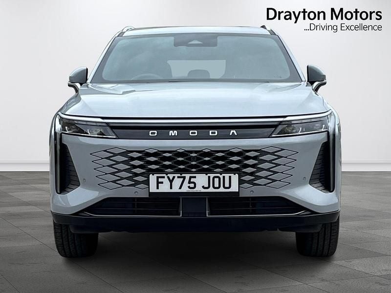 Used Omoda 9 537 HP (394 kW) 2025 Grey SUV