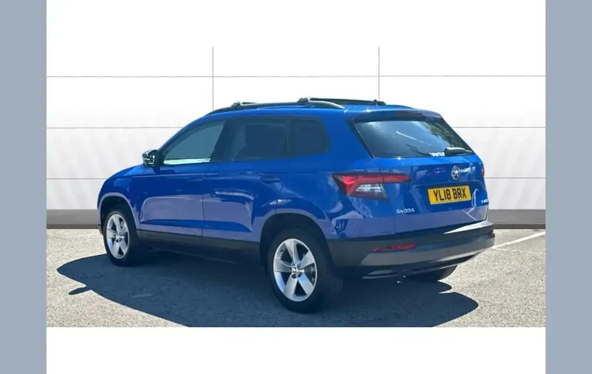 Used Skoda Karoq SE 150 HP (110 kW) 2018 Blue SUV