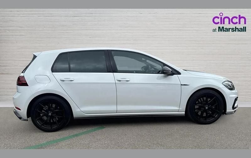 Used VW Golf VII R 300 HP (220 kW) 2019 White Hatchback