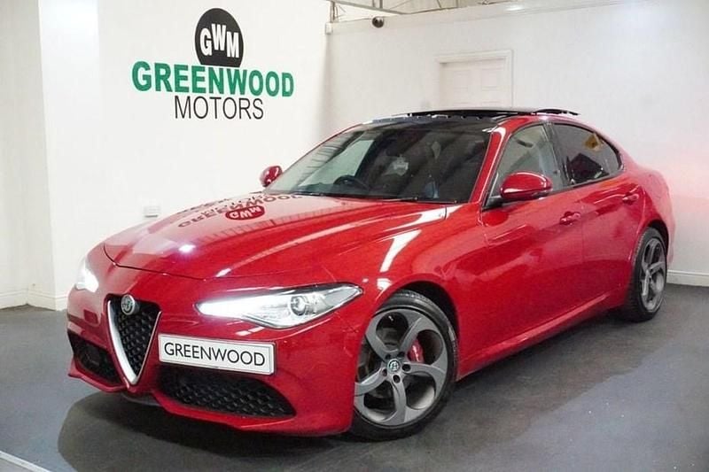 Used Alfa Romeo Giulia Edizione Speciale 180 HP (132 kW) 2018 Sedan