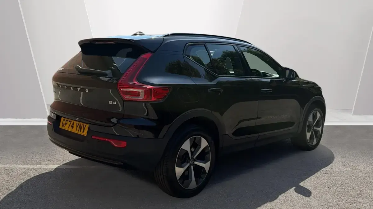 Used Volvo XC40 Plus 197 HP (144 kW) 2024 Black SUV