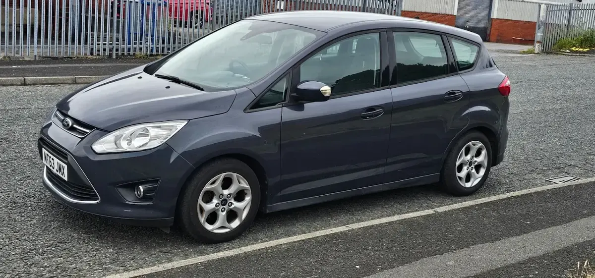 Used Ford C-MAX Zetec 2013 Blue MPV