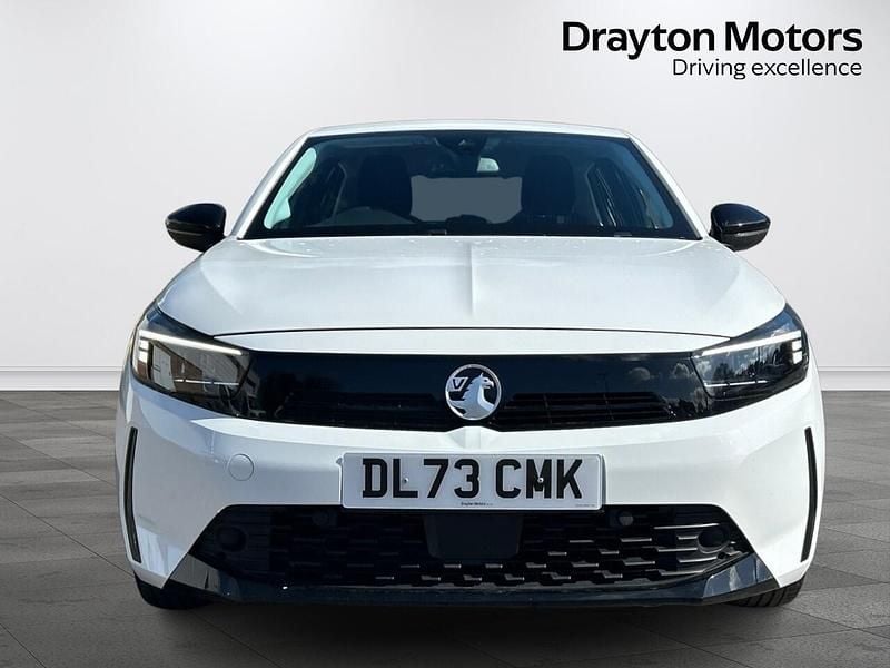Used Vauxhall Corsa Design Edition 75 HP (55 kW) 2023 White Hatchback