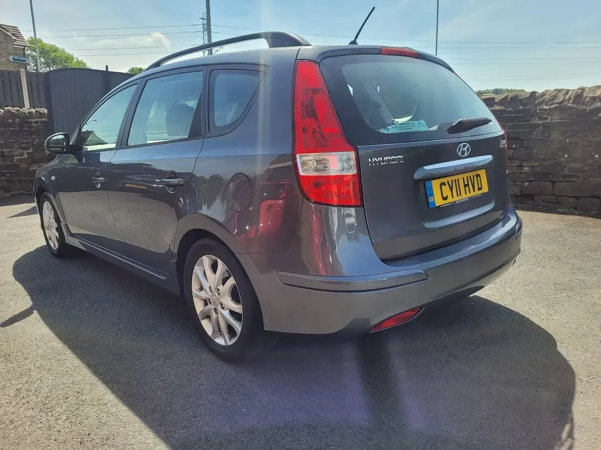 Used Hyundai i30 Comfort 2011 Grey Estate