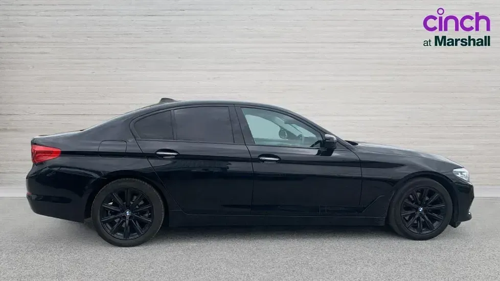 Used BMW 520 Sport Line 190 HP (139 kW) 2018 Black