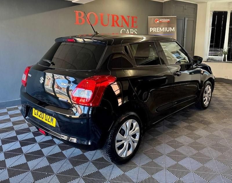 Used Suzuki Swift SZ3 90 HP (66 kW) 2020 Black Hatchback