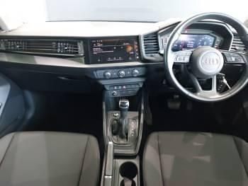 Used Audi A1 Design 110 HP (80 kW) 2023 White SUV