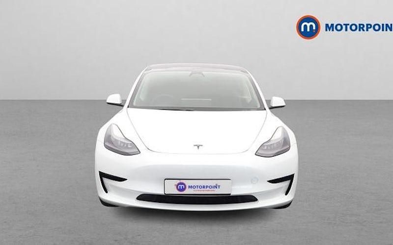 Used Tesla Model 3 Standard Range 180 kW (245 HP) 2021 White Sedan
