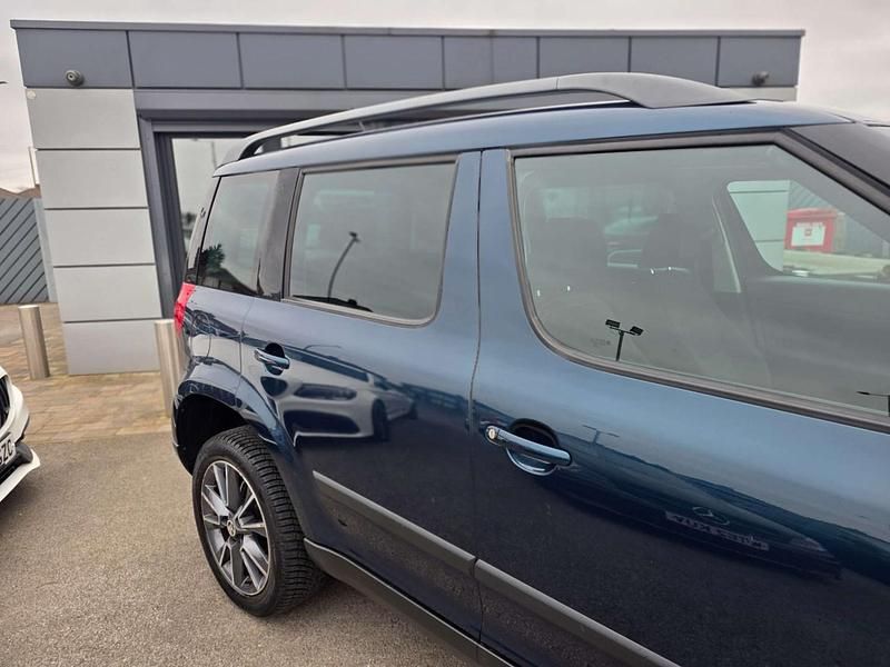 Used Skoda Yeti Outdoor SE Drive 2017 Blue SUV