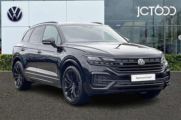 Black Used 2022 VW Touareg Black Edition SUV | £39,382 (Fair price) - Image 1/4