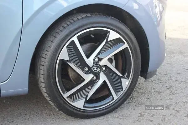 Used Hyundai i10 Premium 2024 Blue Hatchback