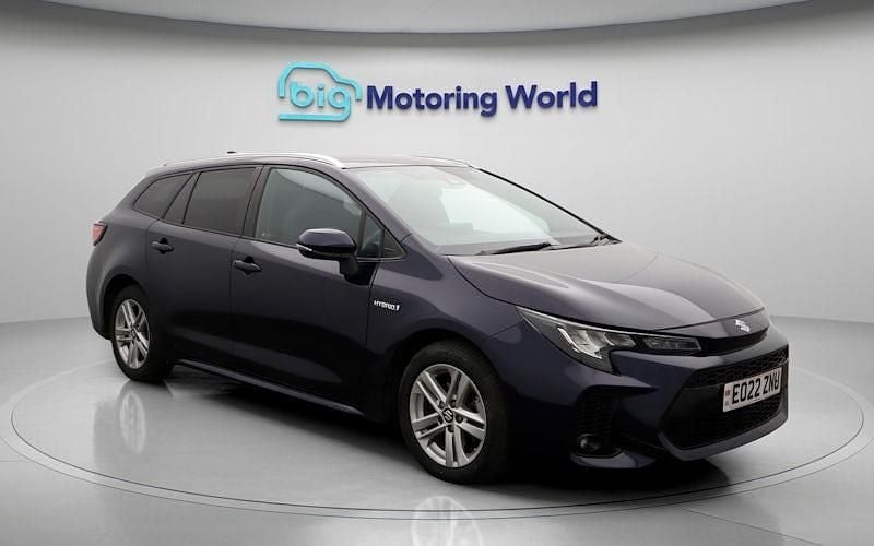 Used 2021 Suzuki Swace SZ-T Estate | £15,025 (Fair price) - Image 1/4