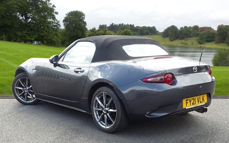 Begagnad Mazda MX5 Inclusive 184 HK (135 kW) 2022 Cab