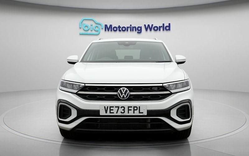 Used VW T-Roc R-line 150 HP (110 kW) 2024 White SUV