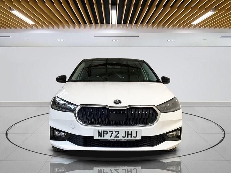 Used Skoda Fabia Colour Edition 80 HP (58 kW) 2022 White Hatchback