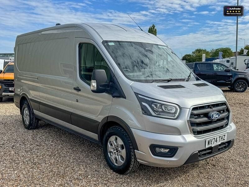 Begagnad Ford Transit Limited 165 HK (121 kW) 2024 Grå Van