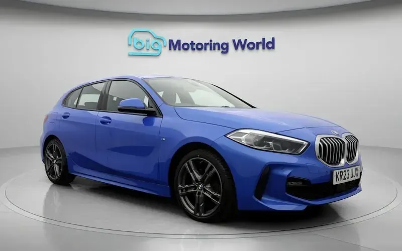 Used BMW 118 M Sport 136 HP (100 kW) 2023 Blue Hatchback