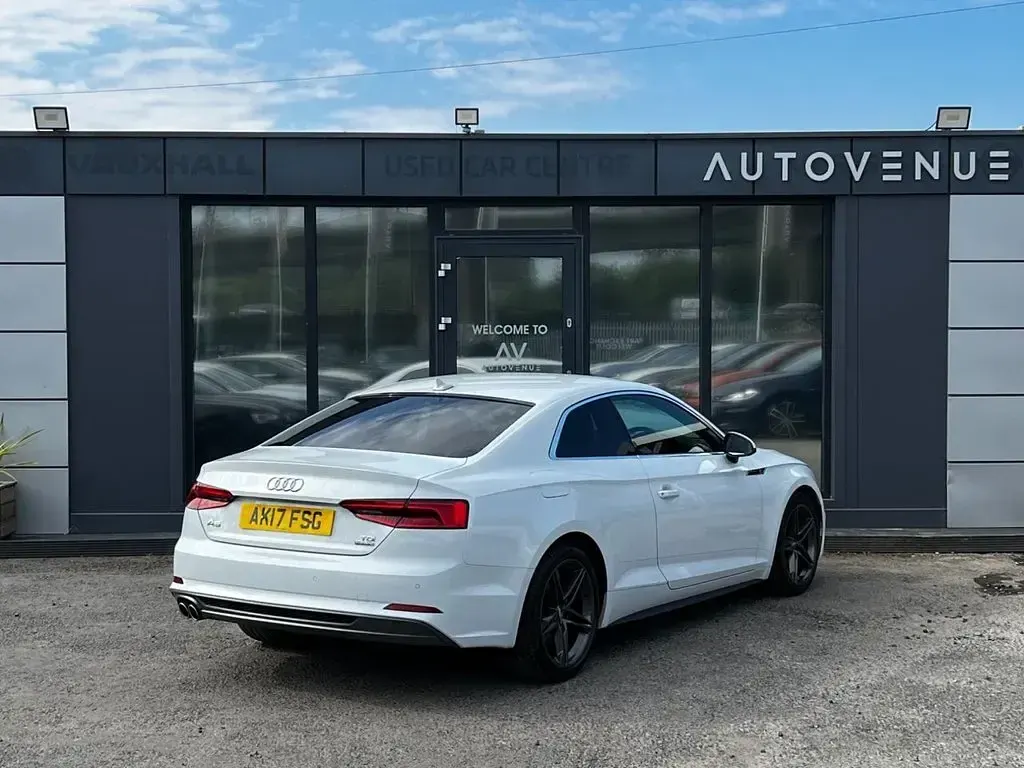 Used Audi A5 S-Line 286 HP (210 kW) 2017 White Coupe