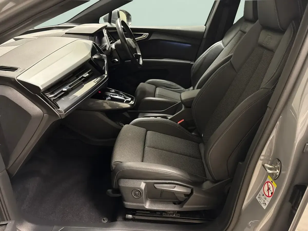 Used Audi Q4 e-tron S-Line 125 kW (170 HP) 2023 Grey SUV