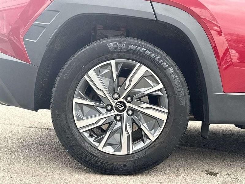 Used Hyundai Tucson SE 150 HP (110 kW) 2022 Red SUV