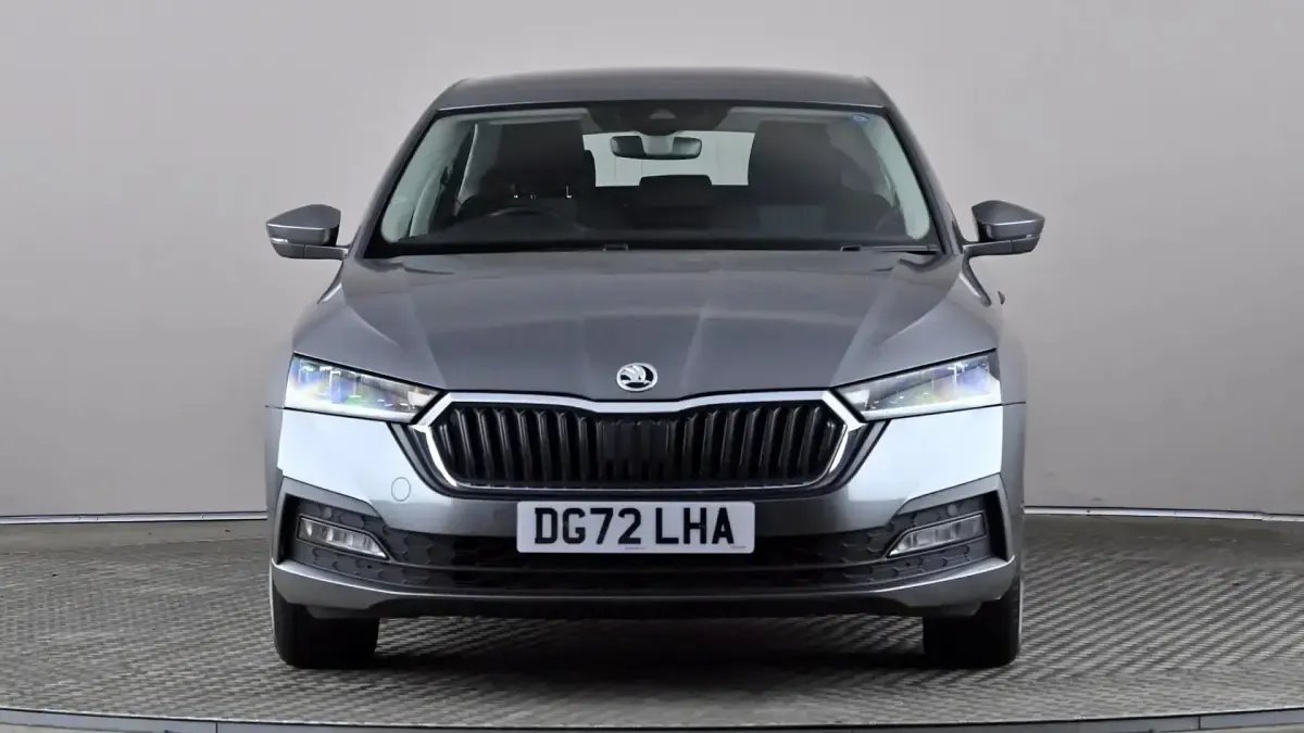 Używany Skoda Octavia SE Technology 116 KM (85 kW) 2022 Szary Hatchback