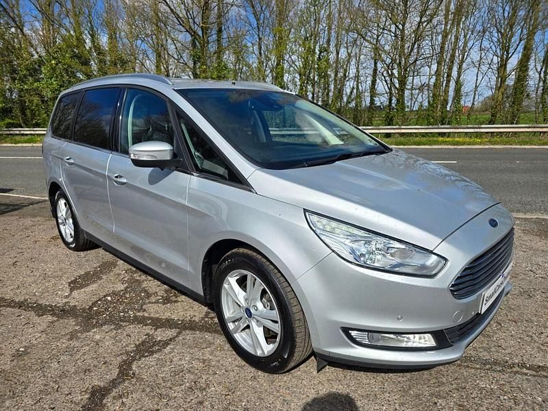 Usado Ford Galaxy Titanium 190 HP (139 kW) 2019 Prateado Monovolume
