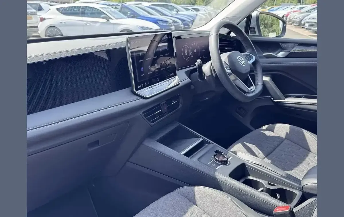 Used VW Tiguan Match 147 HP (108 kW) 2025 Silver SUV