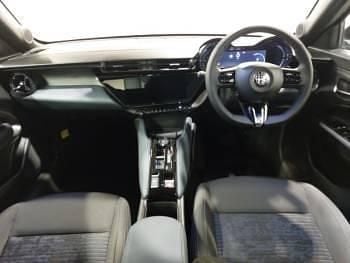 Used Alfa Romeo GT Junior 136 HP (100 kW) 2025 Black Hatchback