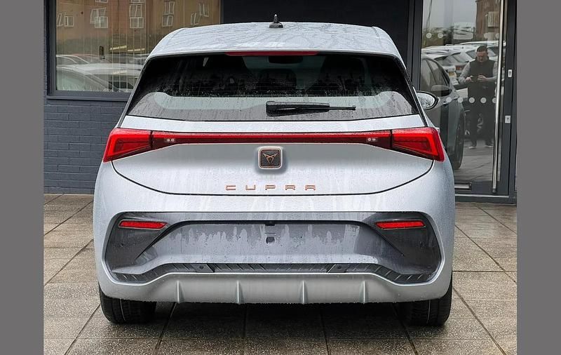 New Cupra Born e-Boost 166 kW (226 HP) 2025 Other Hatchback