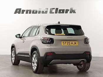 Used Jeep Avenger Altitude 100 HP (73 kW) 2025 Beige SUV